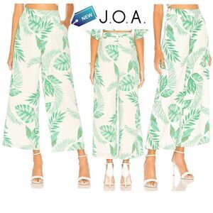 J.O.A. New with tag Printed Ivory green Wide